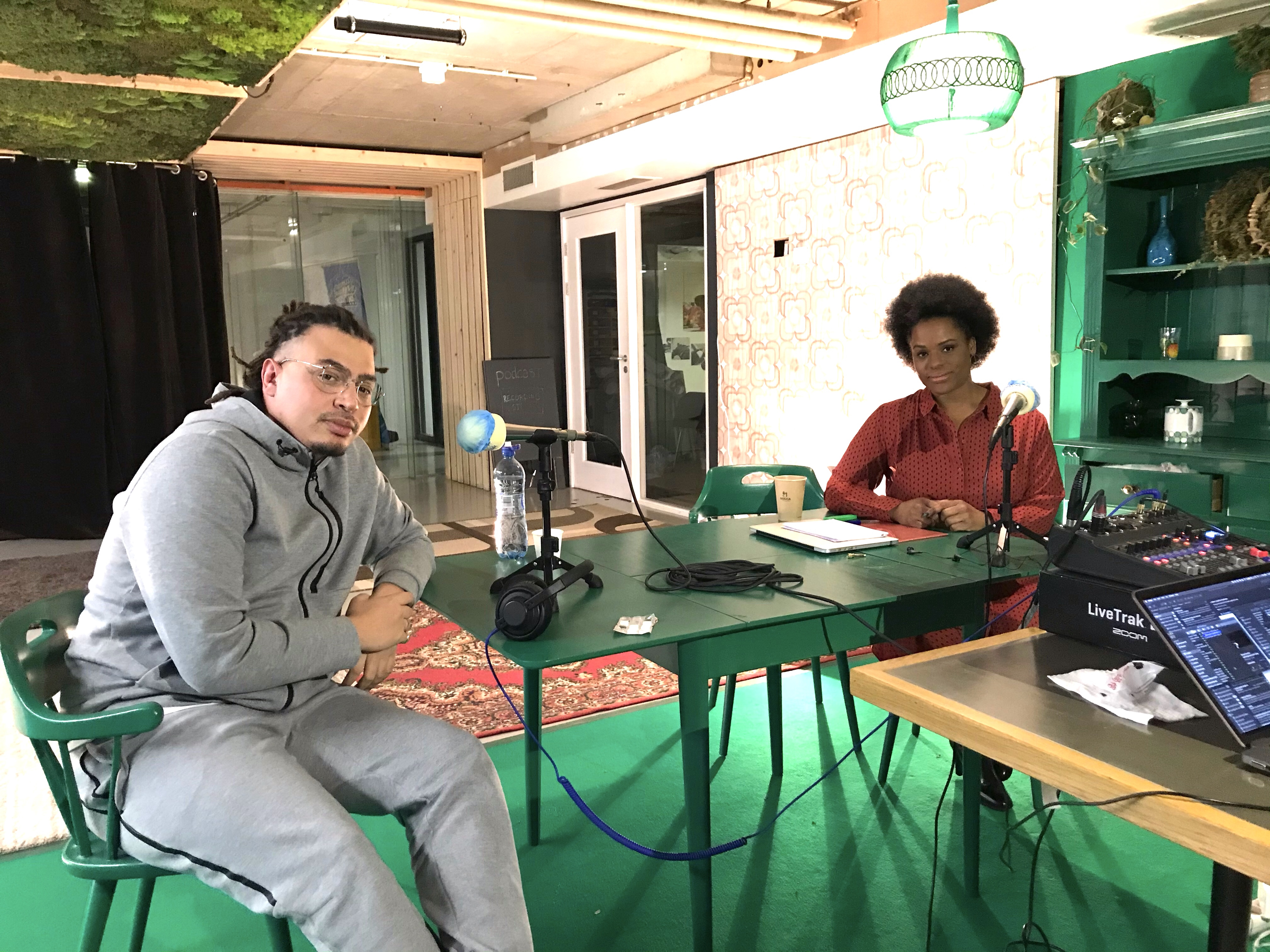 Podcast Vrijheidsgasten met Fresku